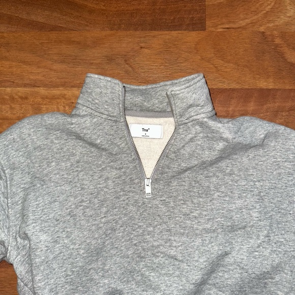 Aritzia TNA Grey Cropped Quarter Zip - Picture 2 of 5